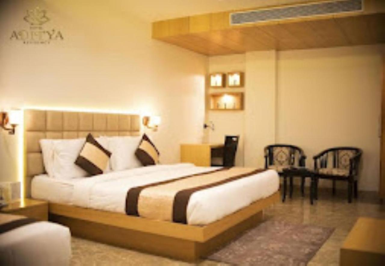 Hotel Aditya Residency Bhopal Buitenkant foto
